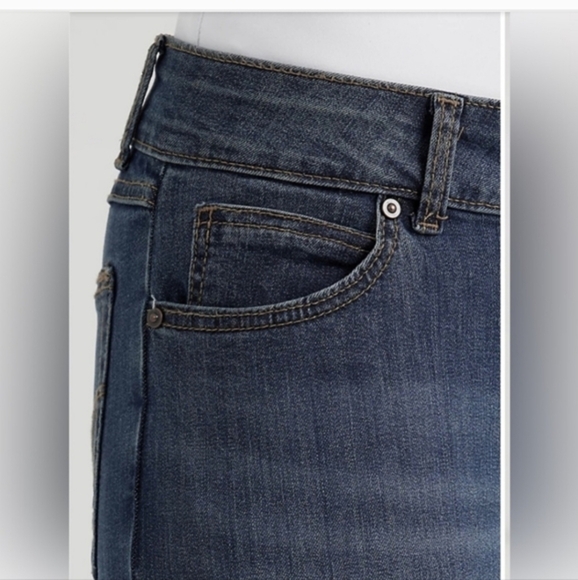 Wranglers WOMENs MID-RISE BOOTCUT JEANs size 28/5x36 brand new - Picture 4 of 5